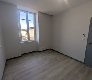  Appartement � louer 4 pi�ces 108 m�