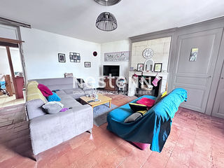  Maison � vendre 9 pi�ces 209 m�