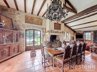  Maison � vendre 8 pi�ces 278 m�