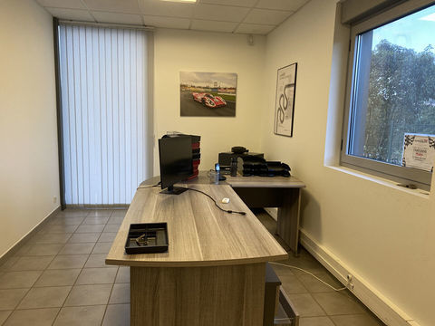 Bureaux/local &agrave; louer 75m&sup2; - Craponne (69290) 920 69290 Craponne