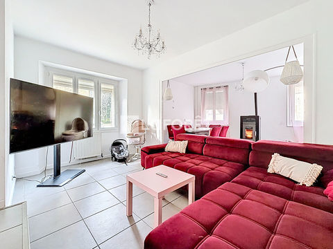   Maison de ville 117 m� avec terrasse  Houville-la-Branche Maison - 5 pi�ce(s) - 117 m�