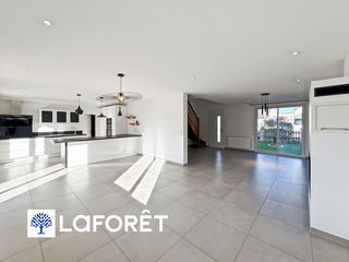  Maison � vendre 6 pi�ces 165 m�