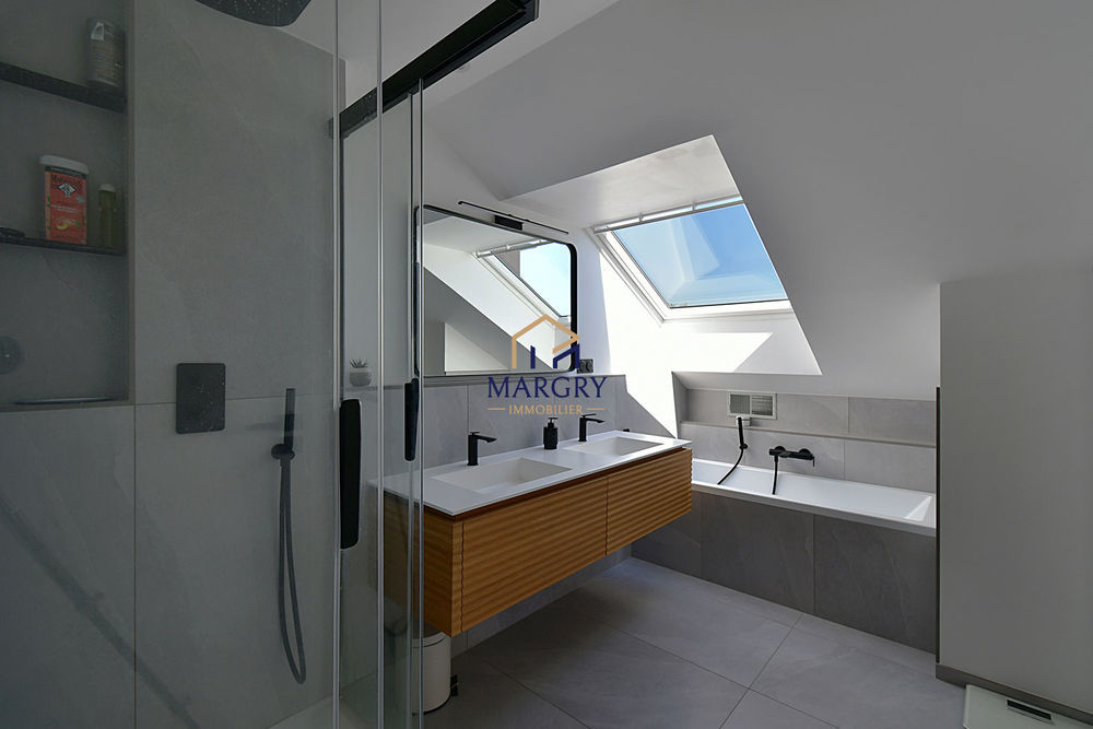 � vendre  Maison S�gny (01170)