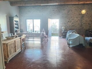  Maison � vendre 9 pi�ces 275 m�