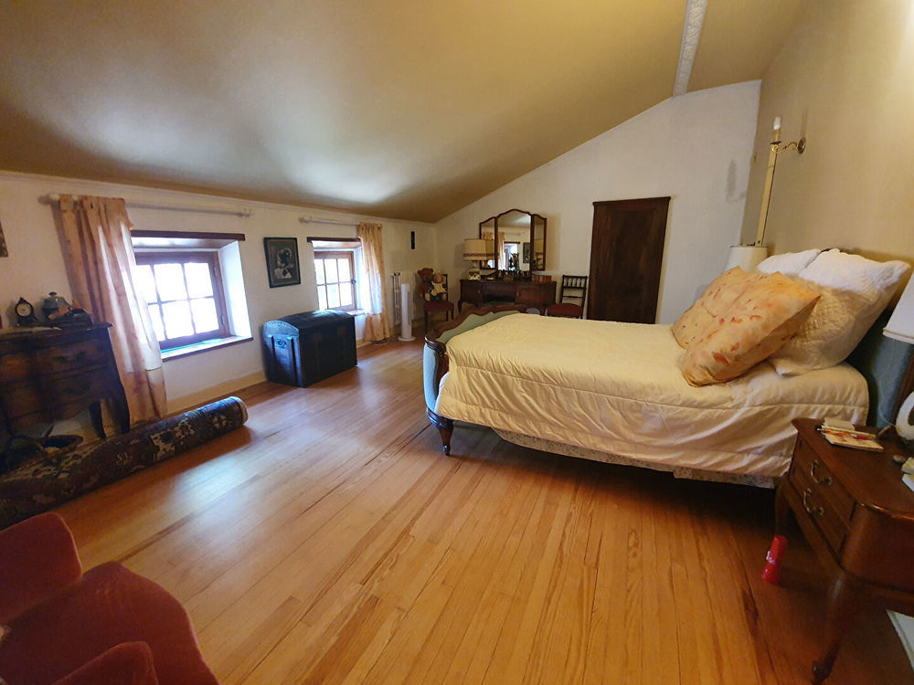 � vendre  Maison Savasse (26740)