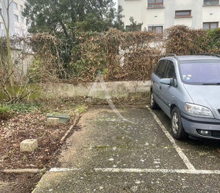  Parking / Garage � louer 