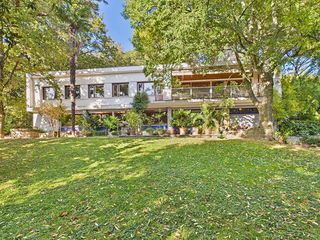  Maison � vendre 8 pi�ces 300 m�