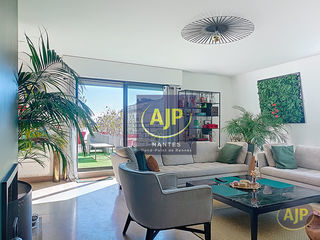  Appartement � vendre 5 pi�ces 131 m�