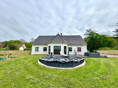   � VENDRE - Maison comtemporaine 5 pi�ces - 127 m2 avec piscine Maison - 5 pi�ce(s) - 129 m�