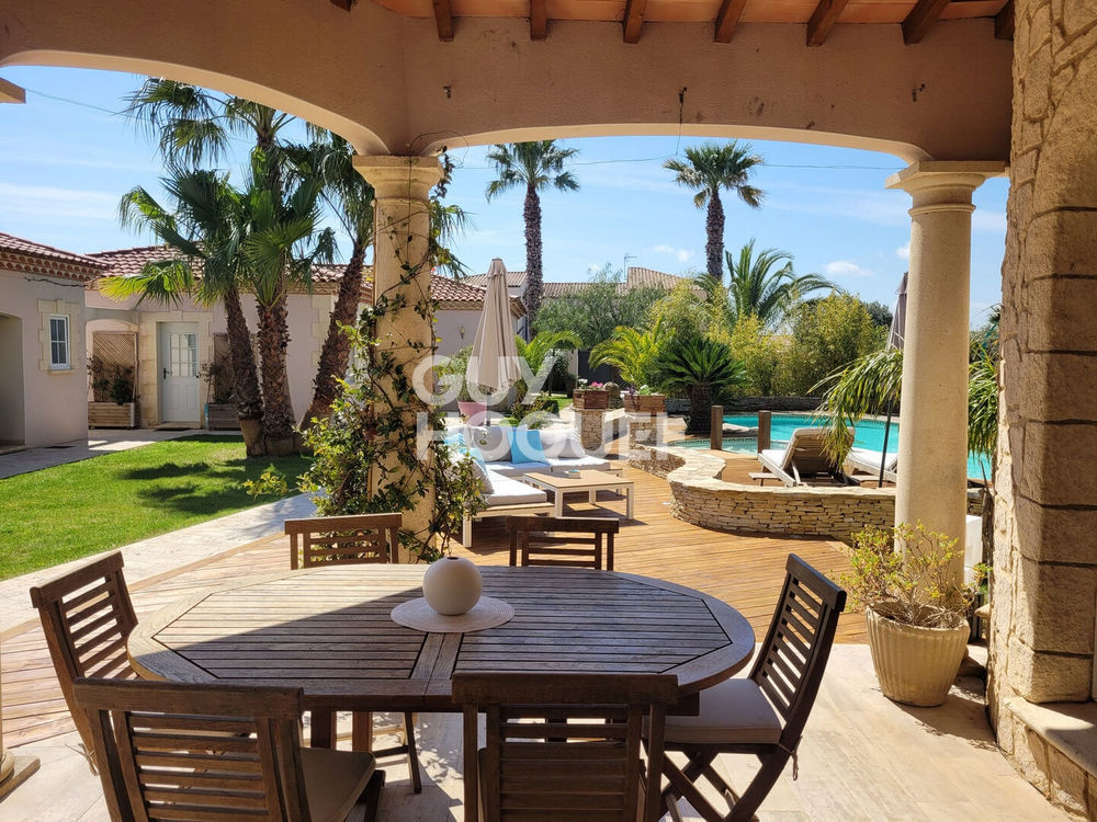 � vendre  Maison M�ze (34140)