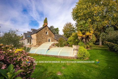   MANCHE, pr�s de Pontorson, maison en pierres 7 pi�ces, 4 chambres, piscine couverte, jardin, garages Maison - 7 pi�ce(s) - 176 m�