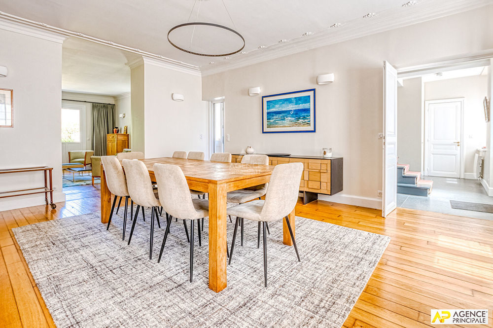 � vendre  Maison Versailles (78000)