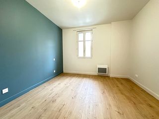  Appartement � louer 4 pi�ces 111 m�