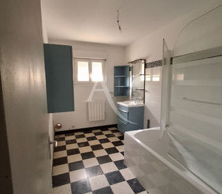  Maison � vendre 10 pi�ces 210 m�