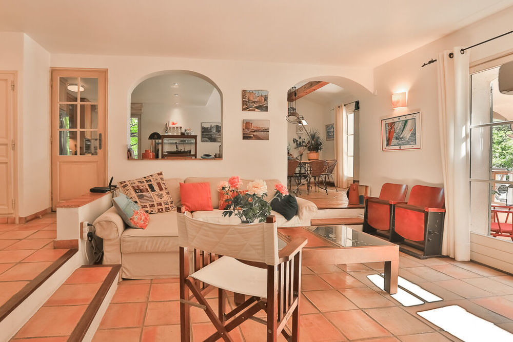 � vendre  Maison Saint-Tropez (83990)