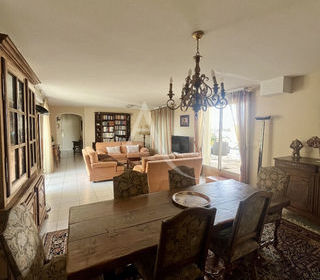  Appartement � louer 4 pi�ces 132 m�