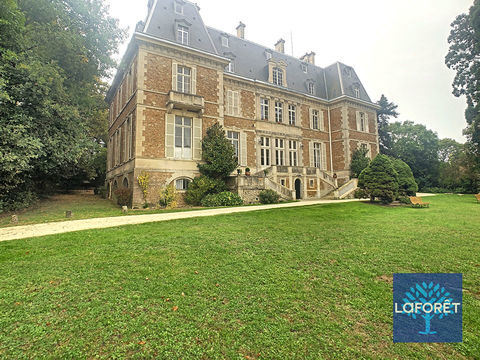   A LOUER - CHATEAU DE LA MICHAUDIERE Appartement - 1 pi�ce(s) - 39 m�