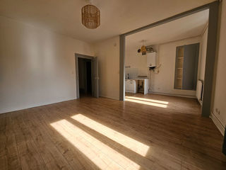  Appartement � louer 4 pi�ces 79 m�