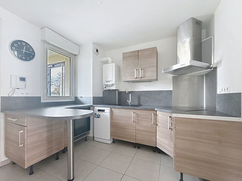   APPARTEMENT LA VERPILLIERE - 3 pi�ce(s) - 69m2 Appartement - 3 pi�ce(s) - 69 m�