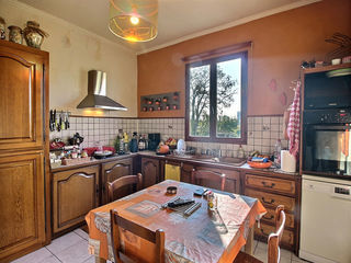  Maison � vendre 10 pi�ces 299 m�