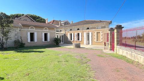   A LOUER MAISON DE TYPE 5 AVEC JARDIN - SECTEUR SAINT CIERS DE CANESSE Maison - 5 pi�ce(s) - 140 m�