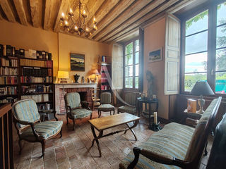  Maison � vendre 12 pi�ces 279 m�