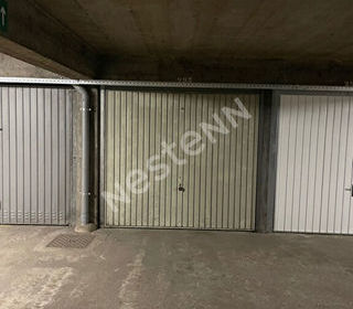  Parking / Garage � louer 