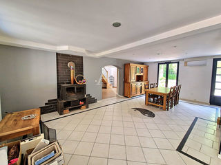  Maison � vendre 9 pi�ces 258 m�