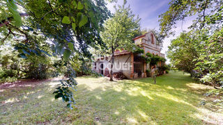  Maison � vendre 9 pi�ces 360 m�