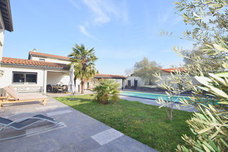  Maison � vendre 5 pi�ces 210 m�