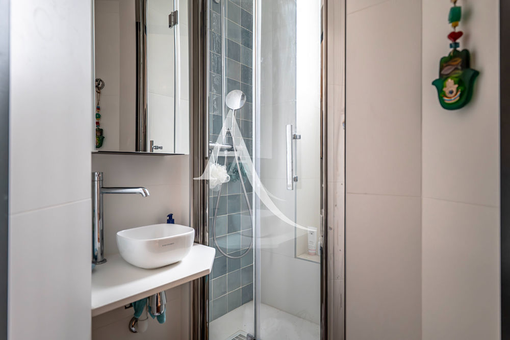 � vendre  Appartement Paris 11