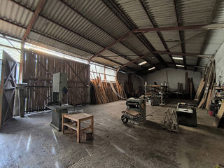  Remise / Grange � vendre 1 pi�ce 666 m�