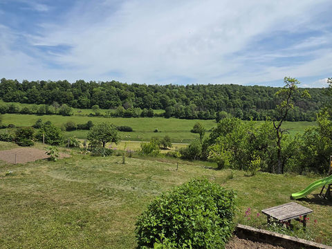   MAISON 7 PIECES 139m� SUR TERRAIN DE 6.77 ARES 169000 EUROS Maison - 7 pi�ce(s) - 139 m�