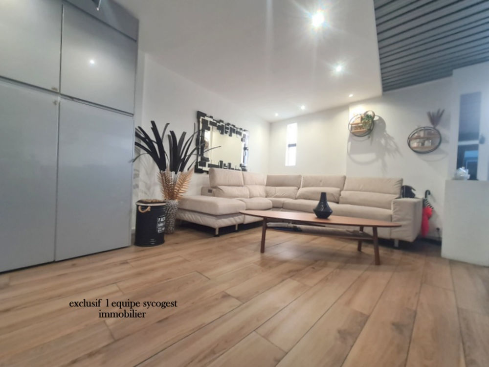 � vendre  Maison Les Lilas (93260)