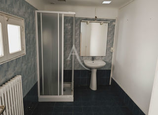  Maison � vendre 8 pi�ces 198 m�