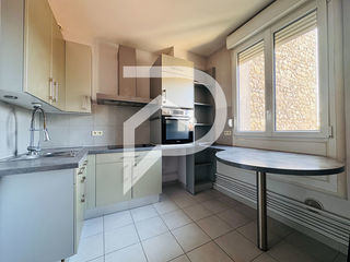  Appartement � louer 5 pi�ces 94 m�