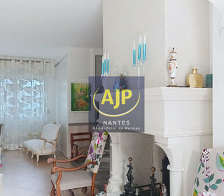  Maison � vendre 8 pi�ces 306 m�