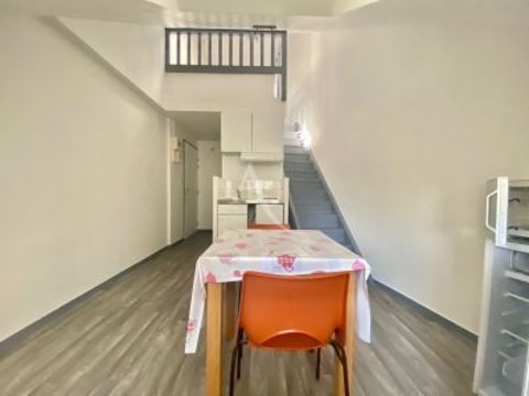   QUARTIER DE LA PERRINE - RESIDENCE SECURISEE T1 DUPLEX SEMI MEUBLE Appartement - 1 pi�ce(s) - 23 m�