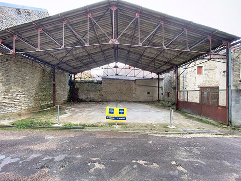   Hangar m�tallique ouvert de 131m� Maison - 1 pi�ce(s) - 131 m�