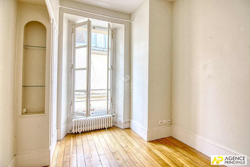 � vendre  Appartement Versailles (78000)