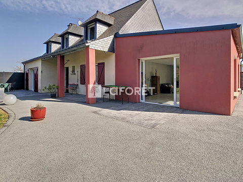   Maison REMINIAC 4 chambres extension sous-sol hangar jardin 4600m� Maison - 6 pi�ce(s) - 150 m�
