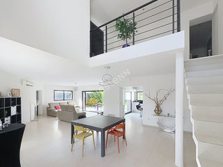  Maison � vendre 8 pi�ces 300 m�