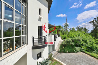  Maison � vendre 7 pi�ces 305 m�