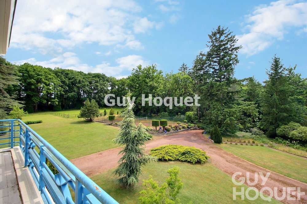 � vendre  Villa Poigny-la-For�t (78125)