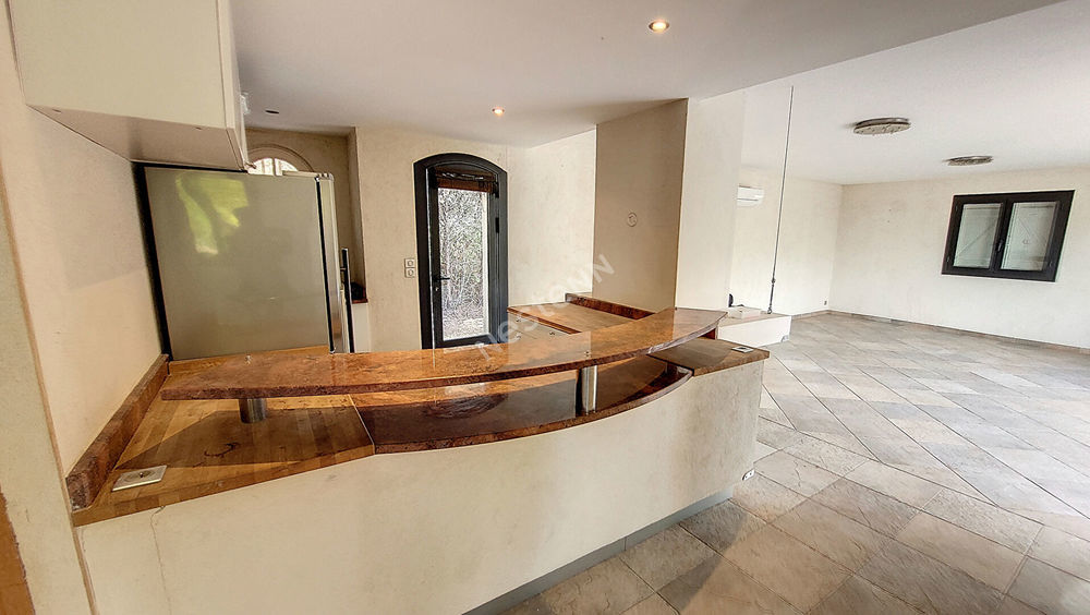� vendre  Maison Le Castellet (83330)