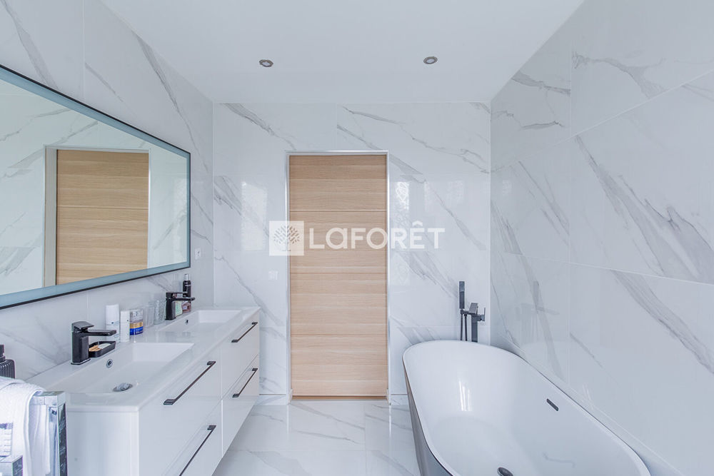 � vendre  Maison Sucy-en-Brie (94370)