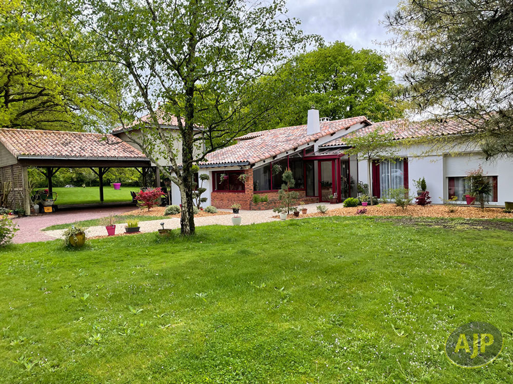 � vendre  Maison Vezins (49340)