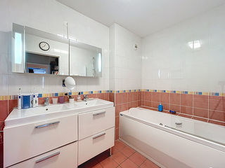  Appartement � vendre 4 pi�ces 120 m�