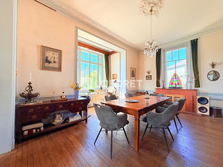  Villa � vendre 9 pi�ces 263 m�