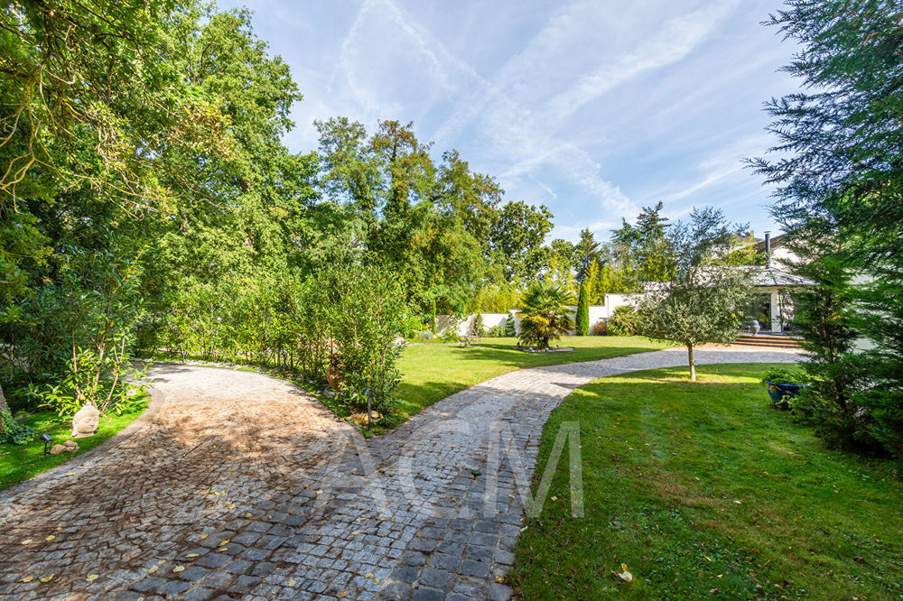 � vendre  Maison Le Mesnil-le-Roi (78600)